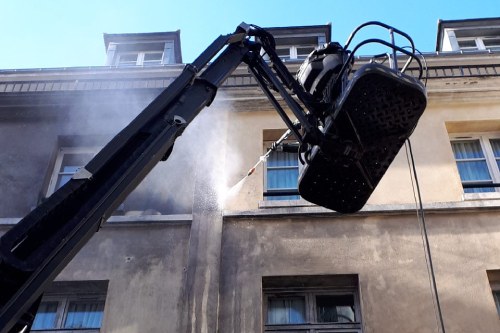 nettoyage-facade-devis Hydrofuge façade : comment choisir la bonne entreprise nettoyage ?